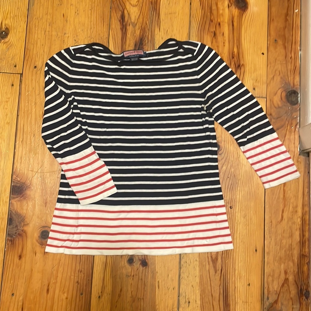 Women’s large Vineyard Vines Striped Tee